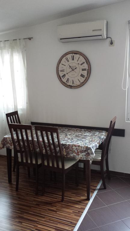 Apartments Nana Biograd Na Moru Εξωτερικό φωτογραφία